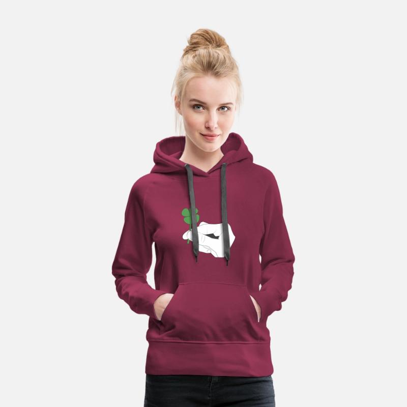 An Attractive Design For a Clover Plant.