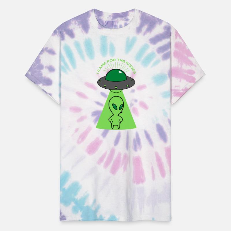 Beam Me Up, Scotty! This Green Alien Is Ready
