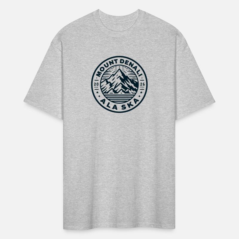 Mount Denali Alaska – Vintage Adventure Badge Desi