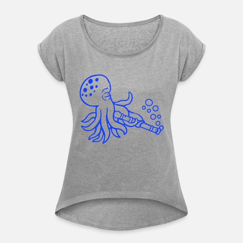 Octopus flute playing music bubbles under water