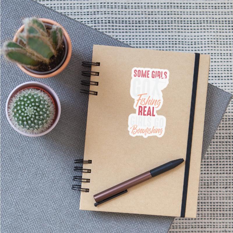 Real Girls go Bowfishing Bow Fish Hunting