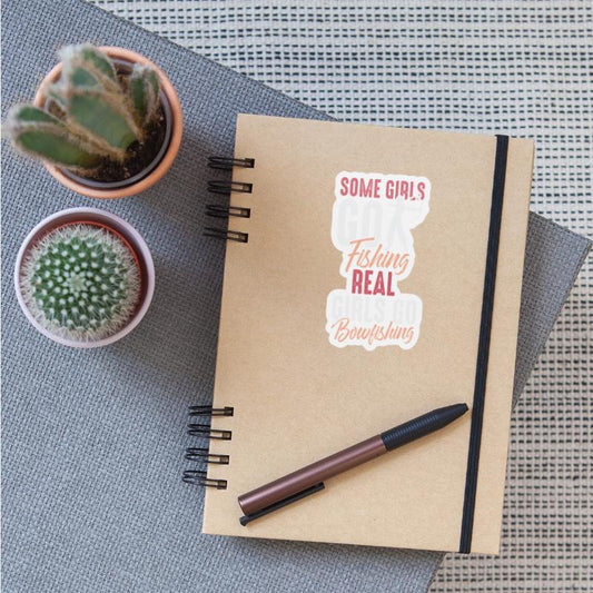 Real Girls go Bowfishing Bow Fish Hunting